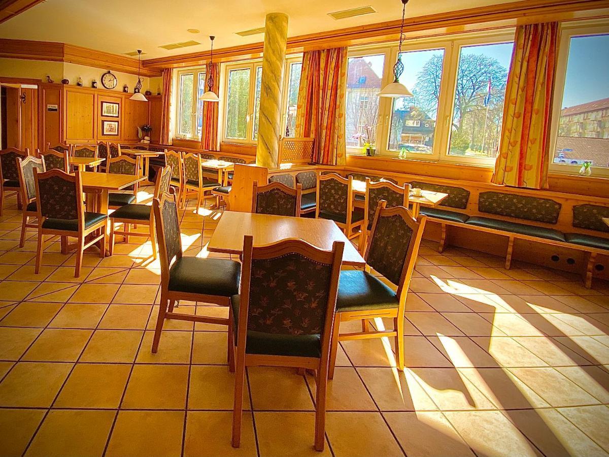 Meister Baer Hotel Wettiner Hof Glauchau Exterior foto